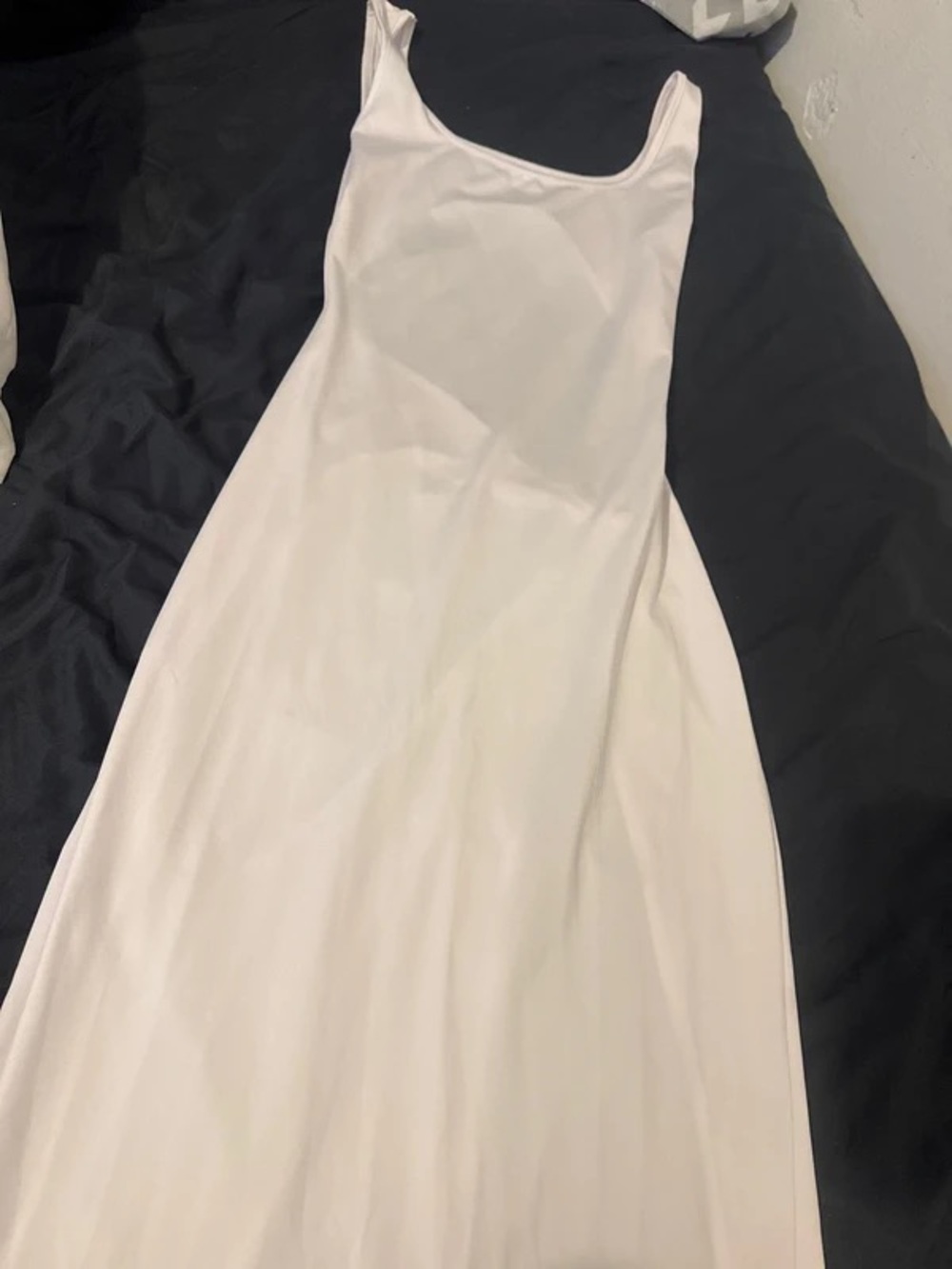 White Scoop Neck Maxi Dress